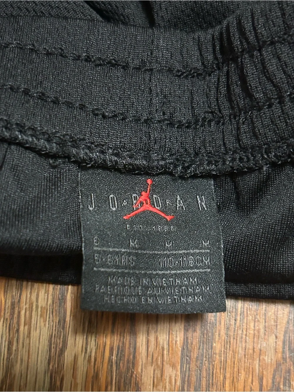Nike Jordan Kids Mesh Basketball Shorts Black Red Size 5 M Like New